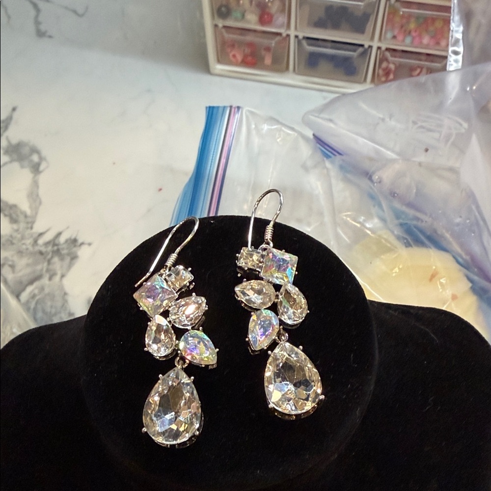 Vintage, mid-century Crystal Teardrop Dangle Earrings - Clear Rhinestone Sparkle